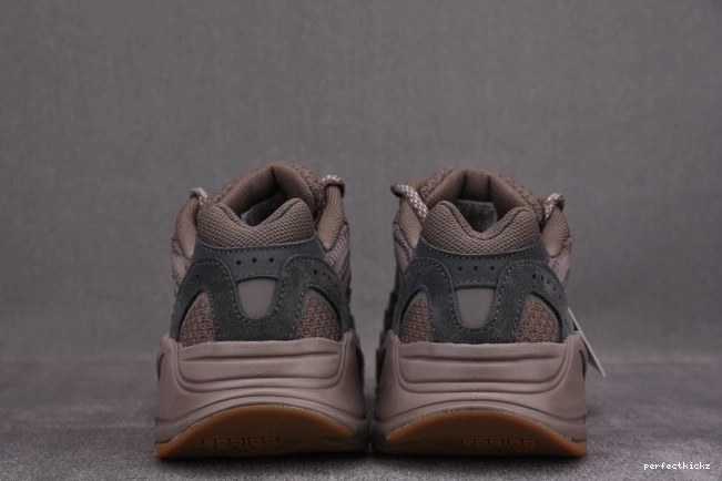 V2 Yeezy ADIDAS GZ0724 'Mauve' 700 Boost 0722